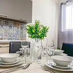 Apartament Moonstone Manor 3- Sliema Strand, Gzira