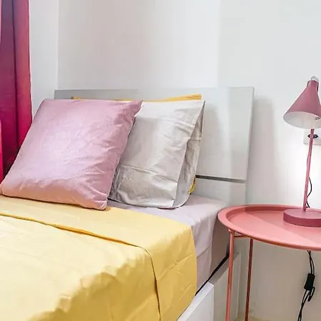 Moonstone Manor 3- Sliema Strand, Gzira