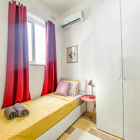 Apartment Moonstone Manor 3- Sliema Strand, *