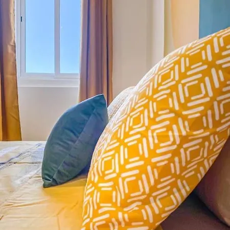 Moonstone Manor 3- Sliema Strand, Apartment Gzira
